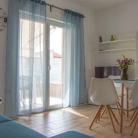 Apartments Melody Mandre Buitenkant foto