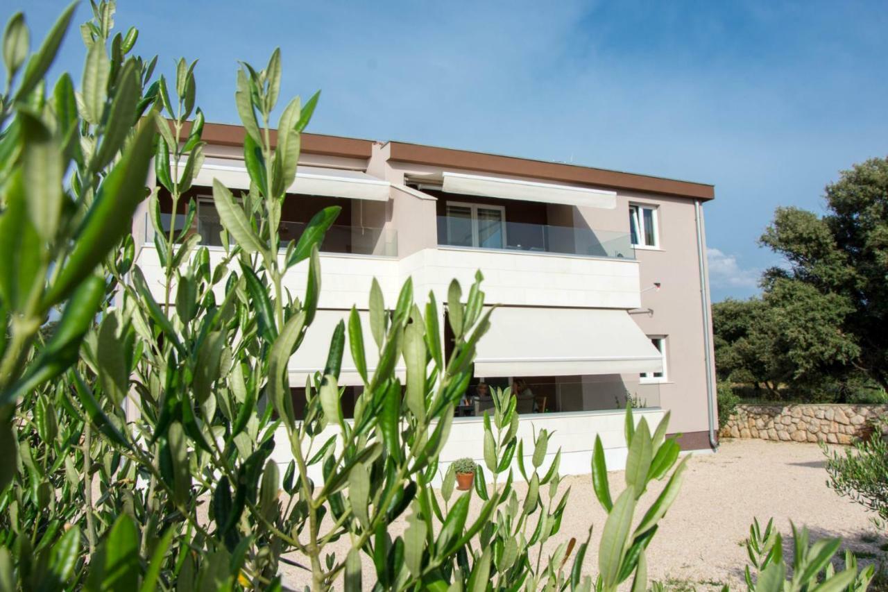 Apartments Melody Mandre Buitenkant foto