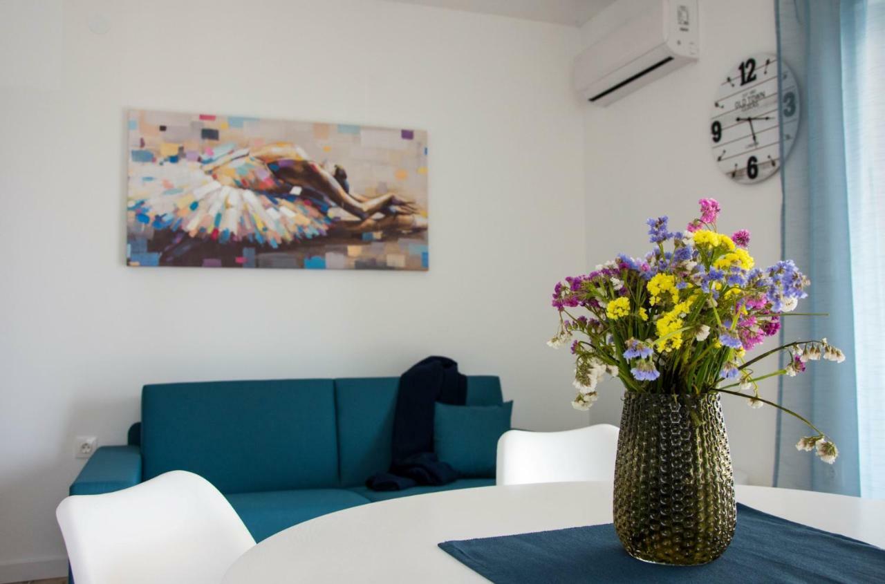 Apartments Melody Mandre Buitenkant foto