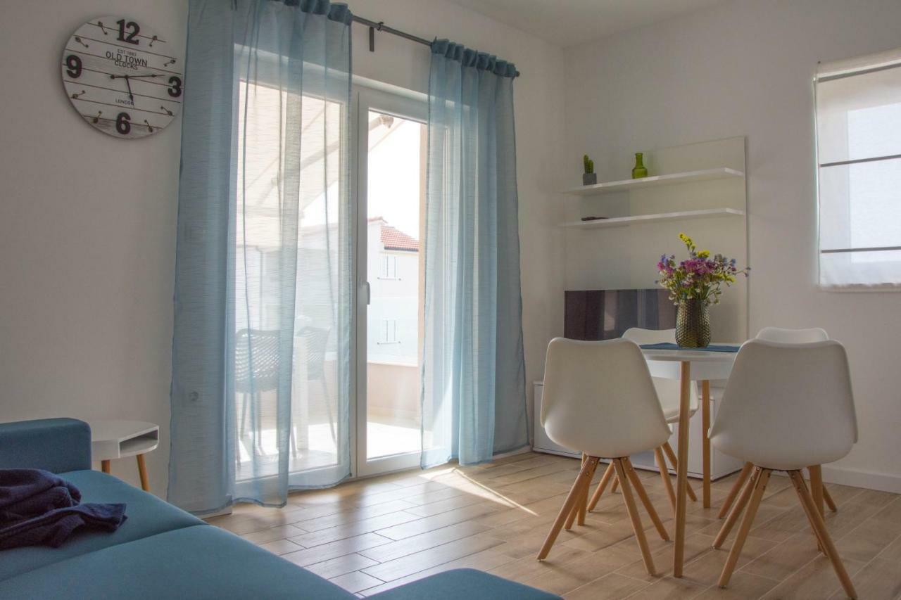 Apartments Melody Mandre Buitenkant foto