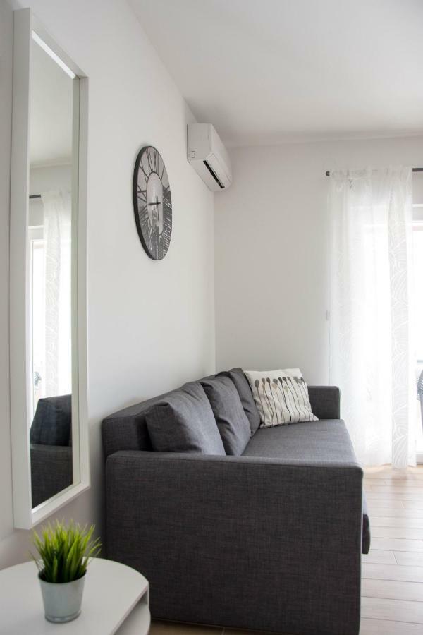 Apartments Melody Mandre Buitenkant foto